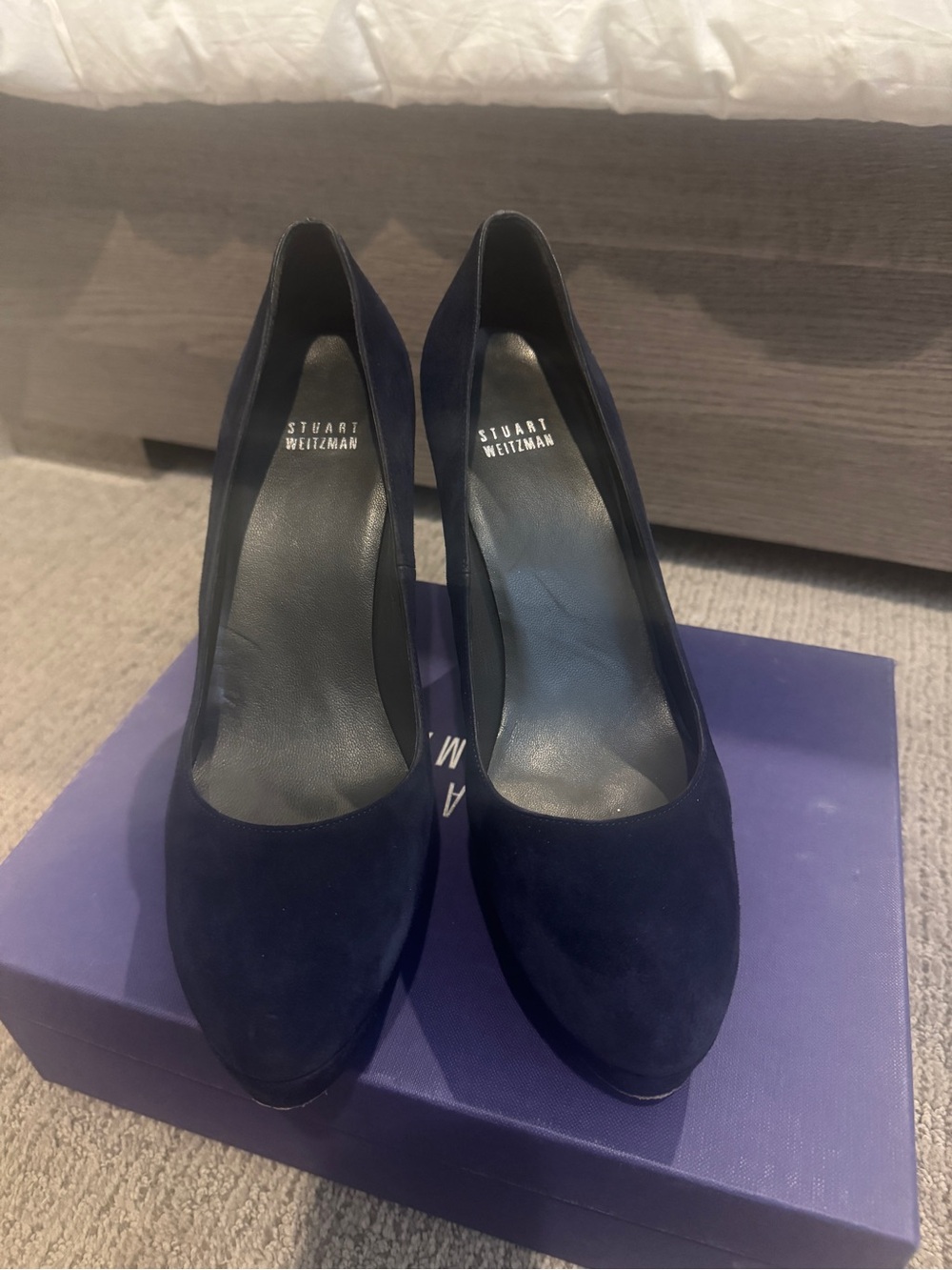 Stuart Weitzman Navy Suede Pump